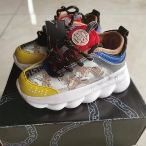 zap-ver-inf-2020-02-zapatillas-niños-versace-chain-reaction-puntera-amarilla