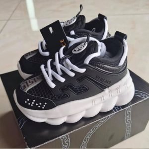 zap-ver-inf-2020-08-zapatillas-niños-versace-chain-reaction-negro